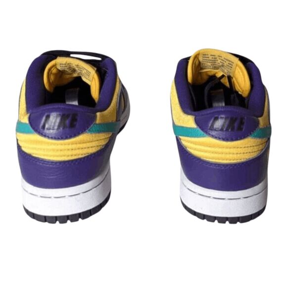 NIKE Dunk Low LX 'Lisa Leslie' Sneakers Size 7.5 - Picture 5 of 9